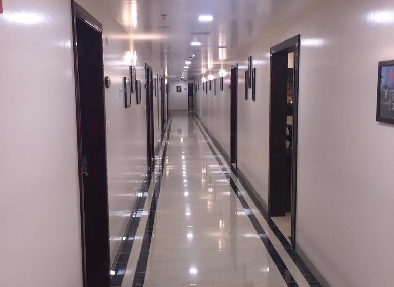 The Avr Hotels And Banquets 13