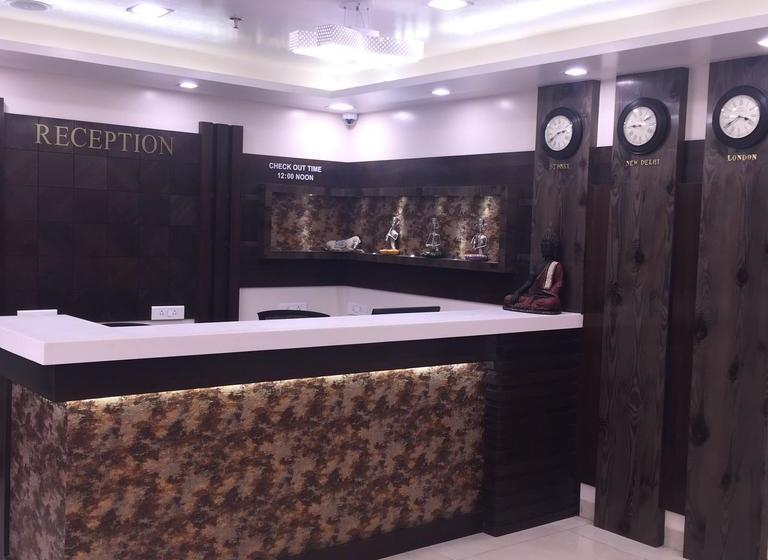 The Avr Hotels And Banquets 9