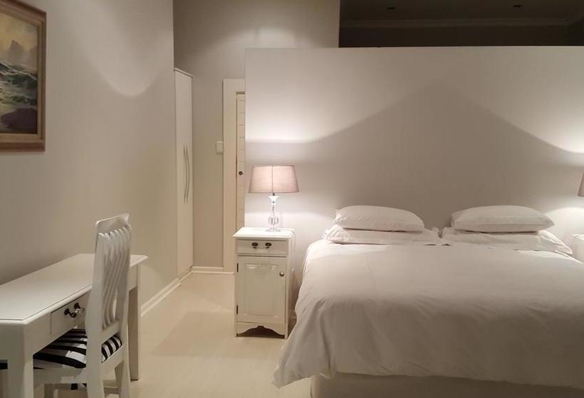 Lotus House Bed And Breakfast 12