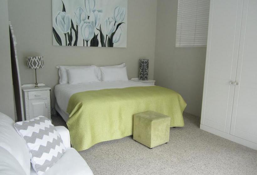 Lotus House Bed And Breakfast 4