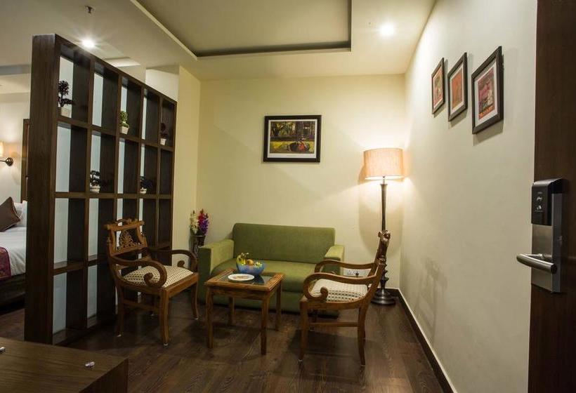 Hotel The Royal Court Jalandhar Punjab