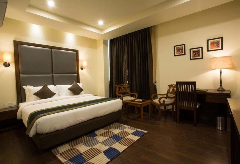 Hotel The Royal Court 5