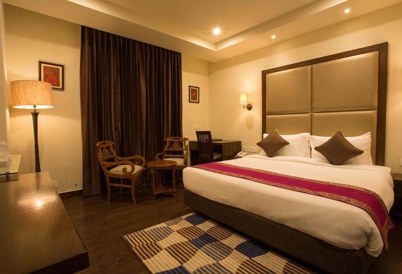 Hotel The Royal Court 9