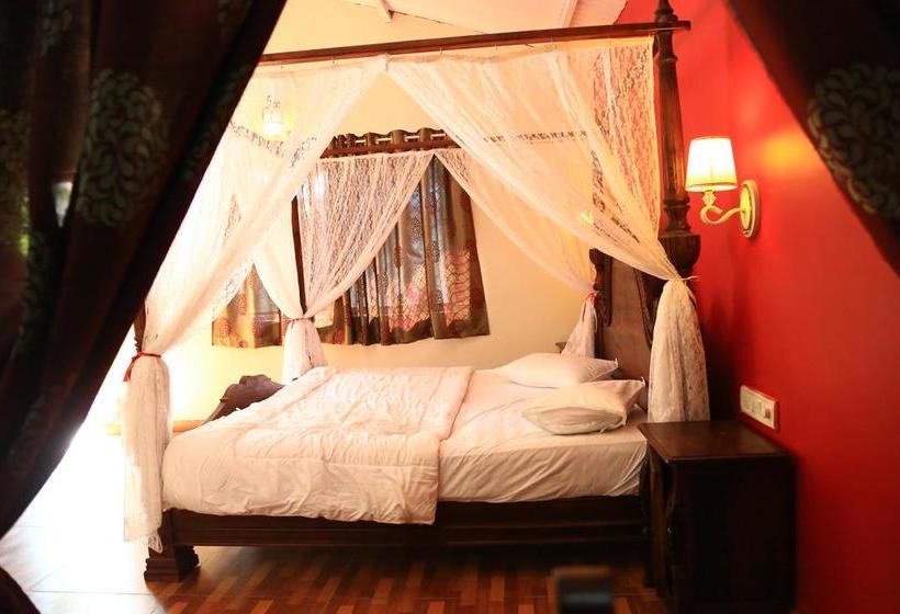 Hotel Green View Honeymoon Cottage 13