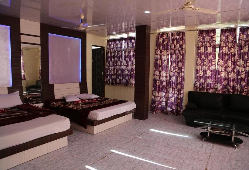 Hotel Green View Honeymoon Cottage 6