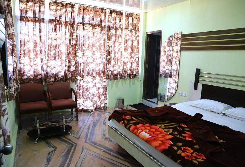 Hotel Green View Honeymoon Cottage 8