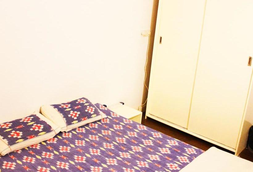 Bed and Breakfast Yogisthaan 5