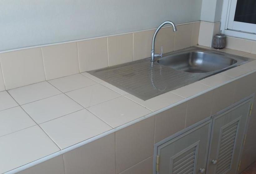 Charoen Apartment Hotel Trang 16