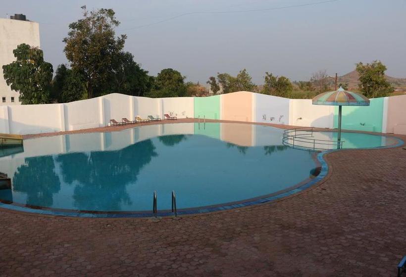 Kent Club The Hill Resort 5