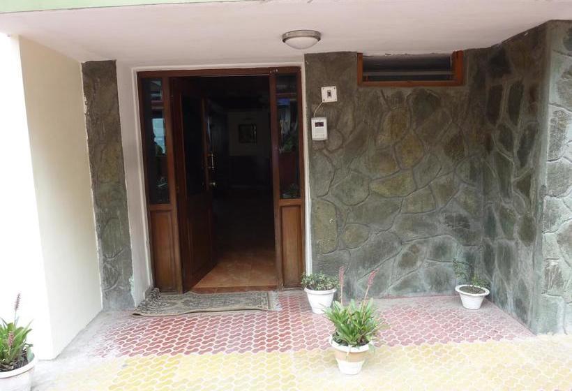 Hotel Five Elements 17