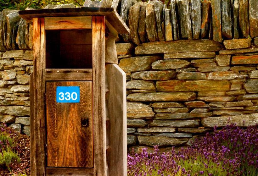 Bed and Breakfast Three Thirty 14