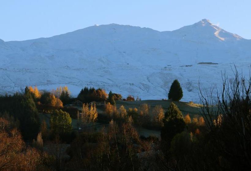 Bed and Breakfast Three Thirty 17