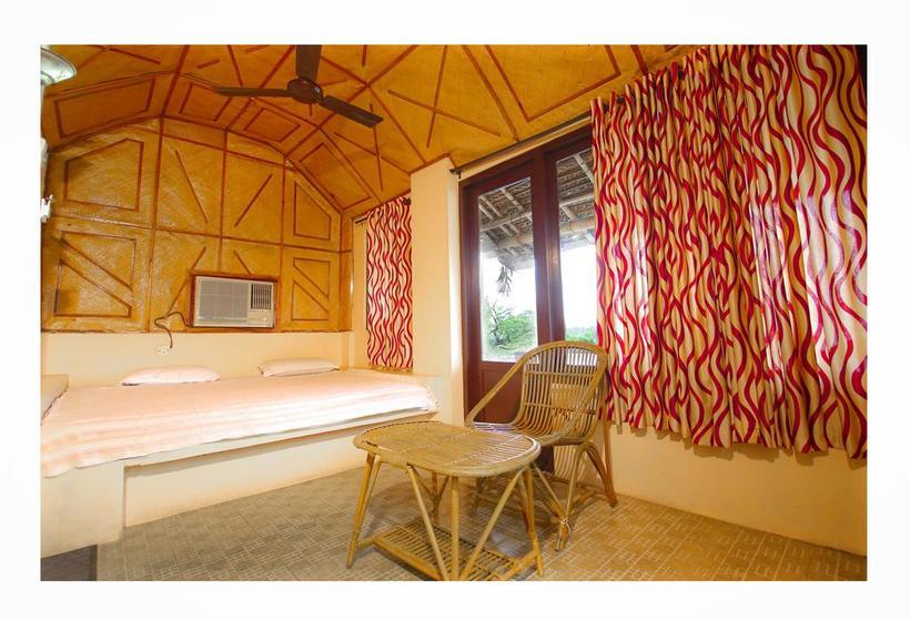 Kadalkkara Lake Resort 10