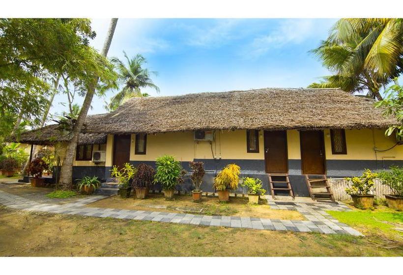 Kadalkkara Lake Resort 16