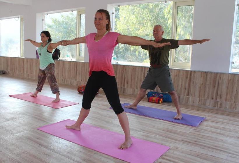 Hotel Gayatri Resort 1