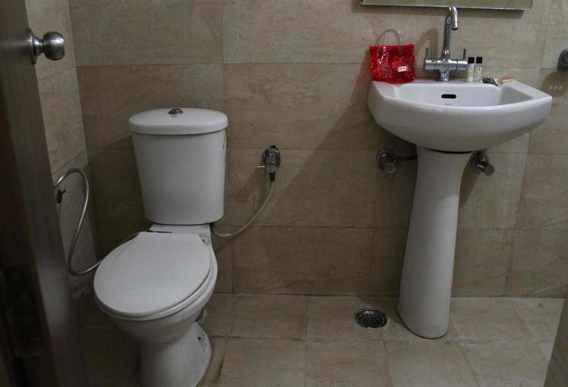 Hotel Oyo Rooms Civil Lines Rudrapur 15