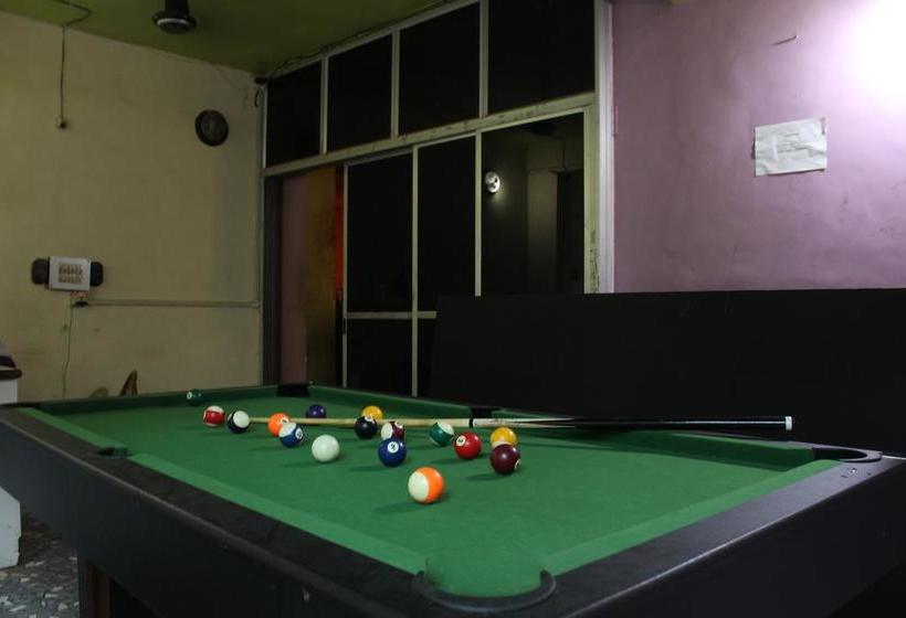 Hotel Oyo Rooms Near Arpora Chruch 6