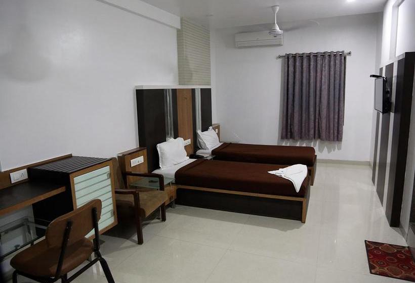 Hotel Satkar 9