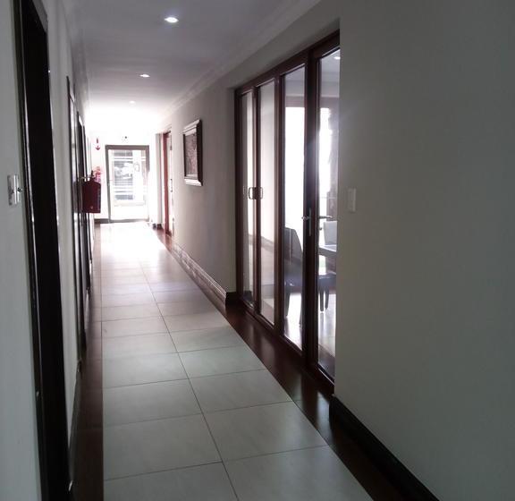 Hotel The Pillows Suite 20