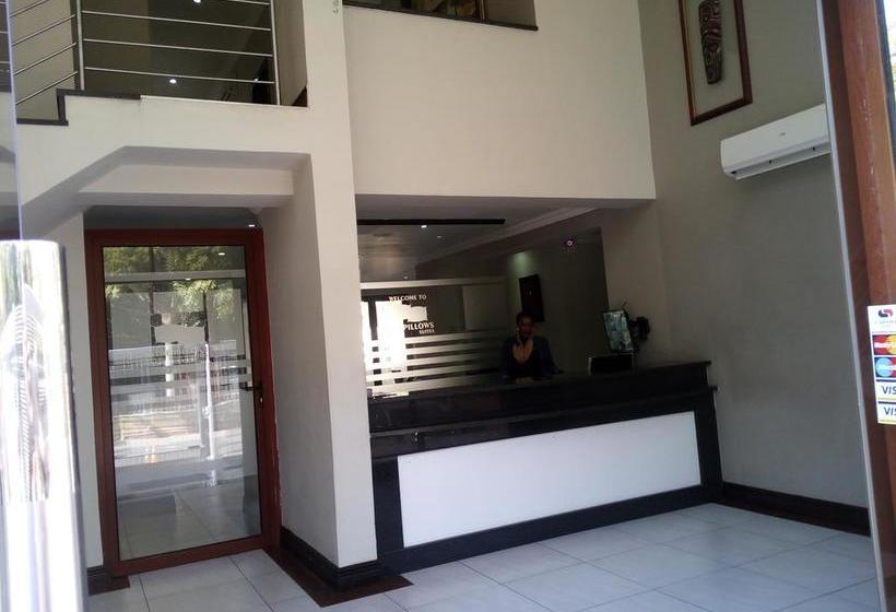 Hotel The Pillows Suite 4