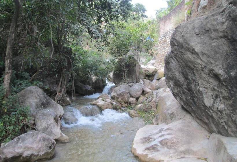 Bed and Breakfast Swami Samarpan Ashram 9