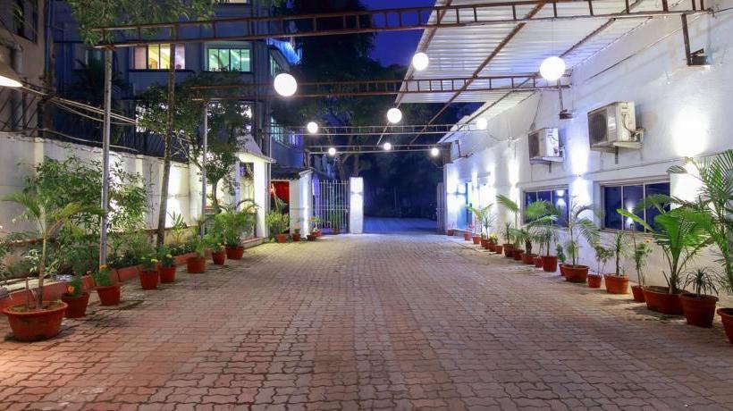 Hotel Treebo Sher E Punjab 3