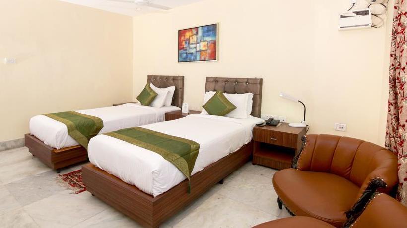 Hotel Treebo Sher E Punjab 5