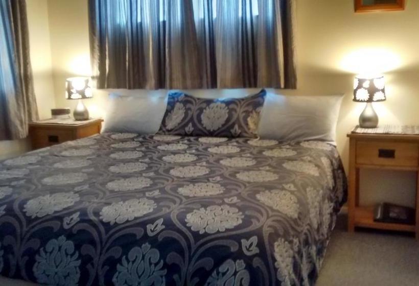 Motel Sunset Accommodation 6