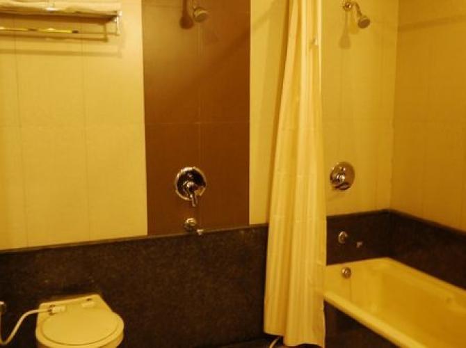 Hotel Kohinoor Square 11