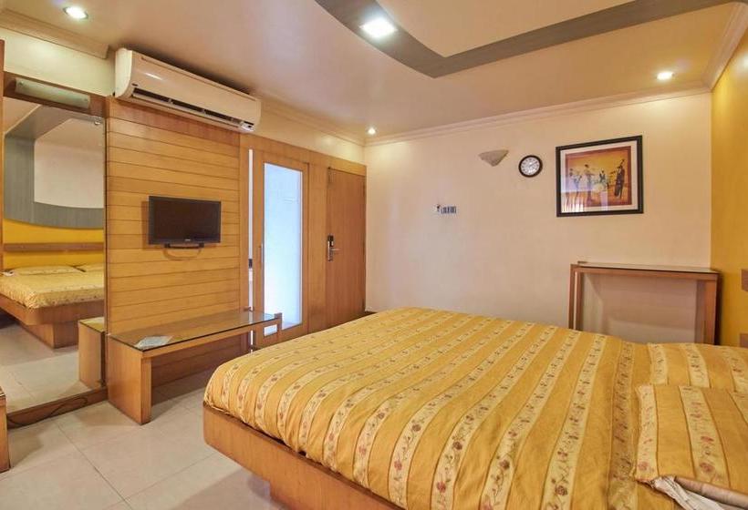 Hotel Kohinoor Square 8