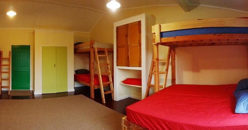 Hostel Riverside Sojourn 1