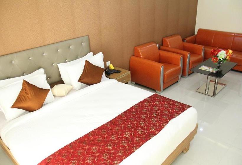 Hotel Lotus Grand 15