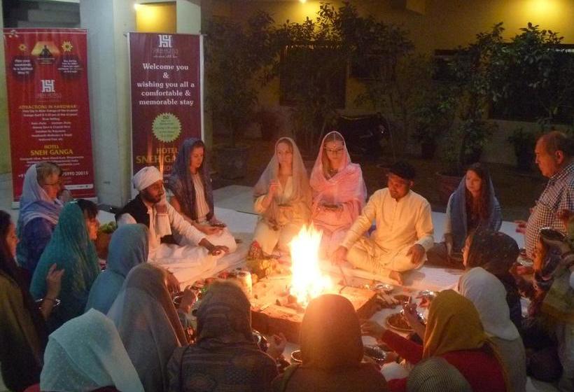 Hotel Sneh Ganga 19