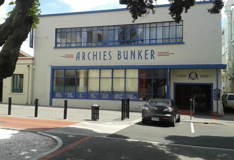 Albergue Archies Bunker Affordable Accommodation