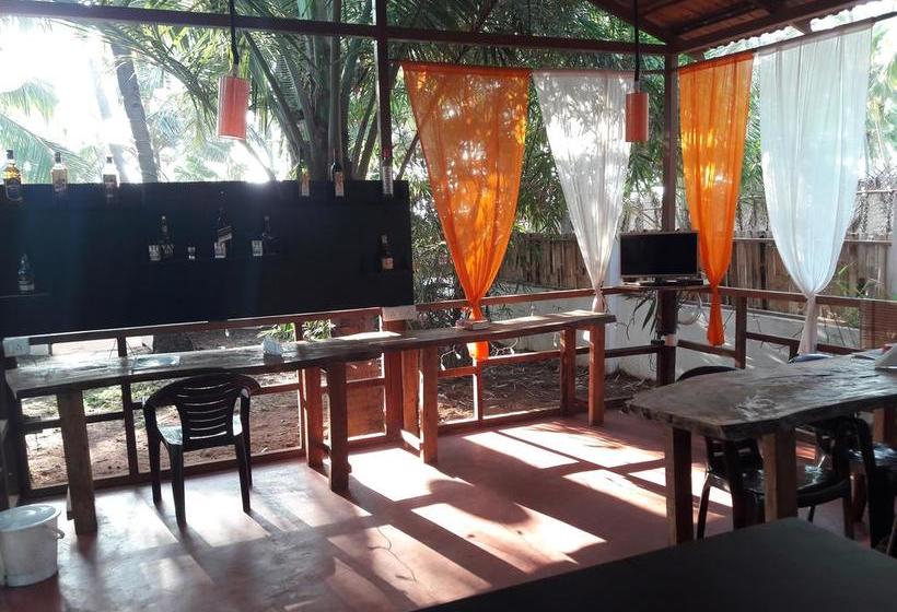 Bed and Breakfast Shiva Cottages 10