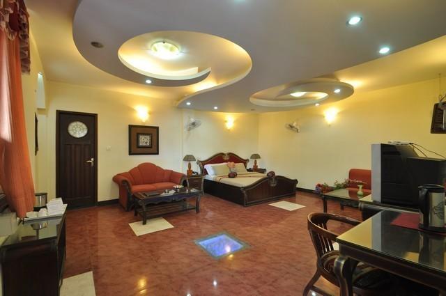 Hotel Yadu Residency 10