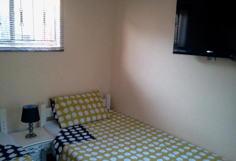 Albergue Naledi Backpackers Soweto Johannesburgo