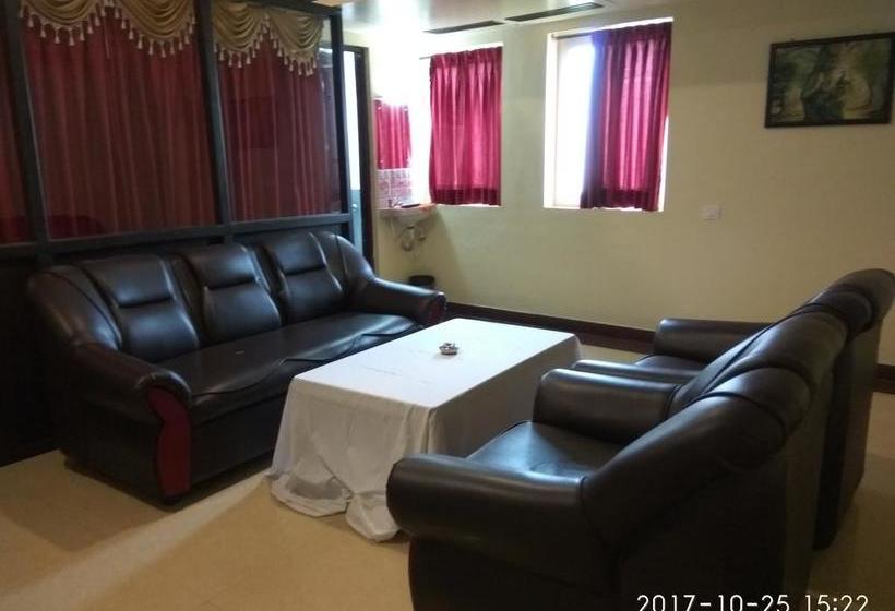 Hotel Aakash Residency 10