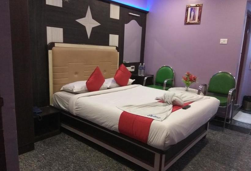 Hotel Aakash Residency 13