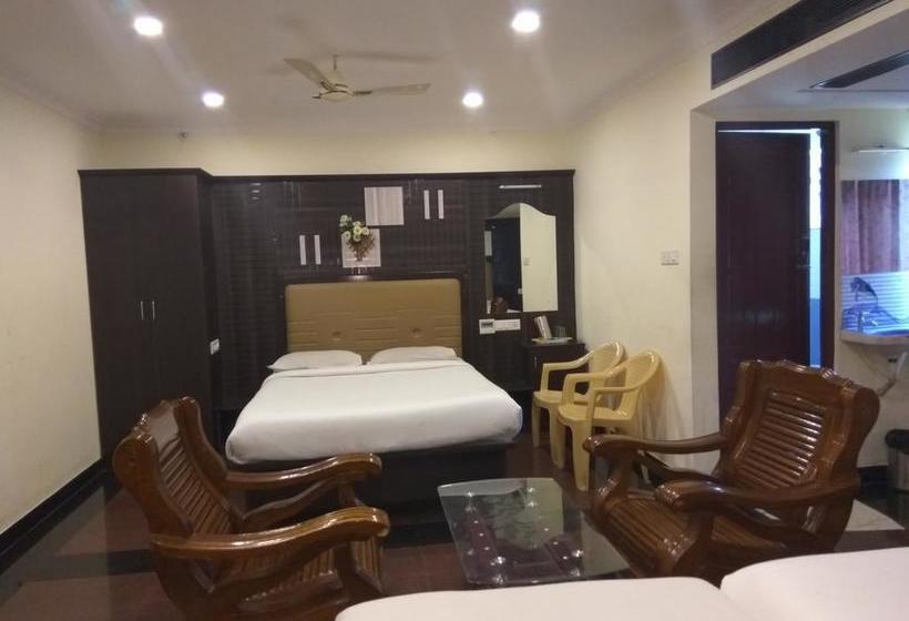 Hotel Aakash Residency 16