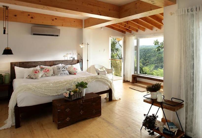 Hotel Hills & Hues 13