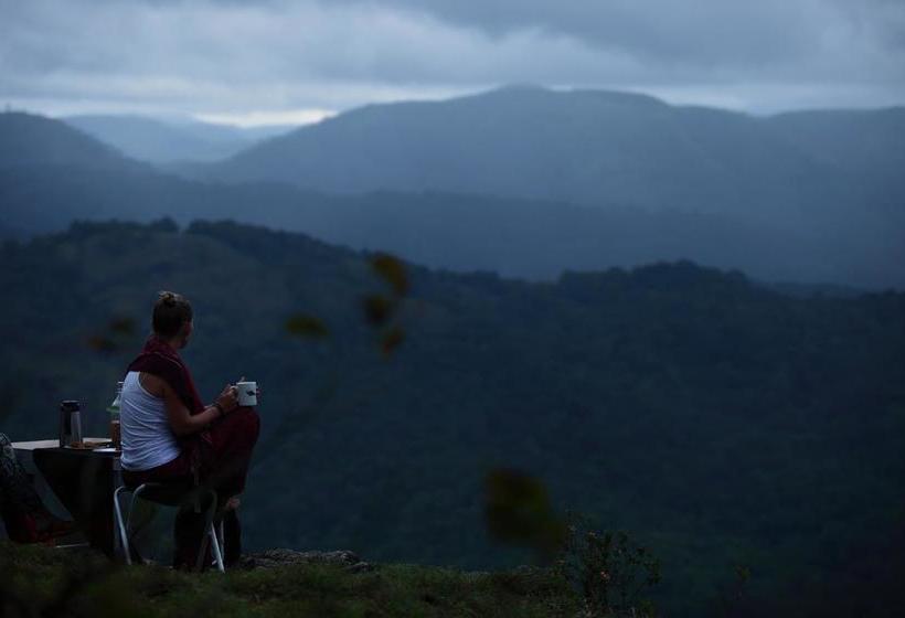 Hotel Hills & Hues 18