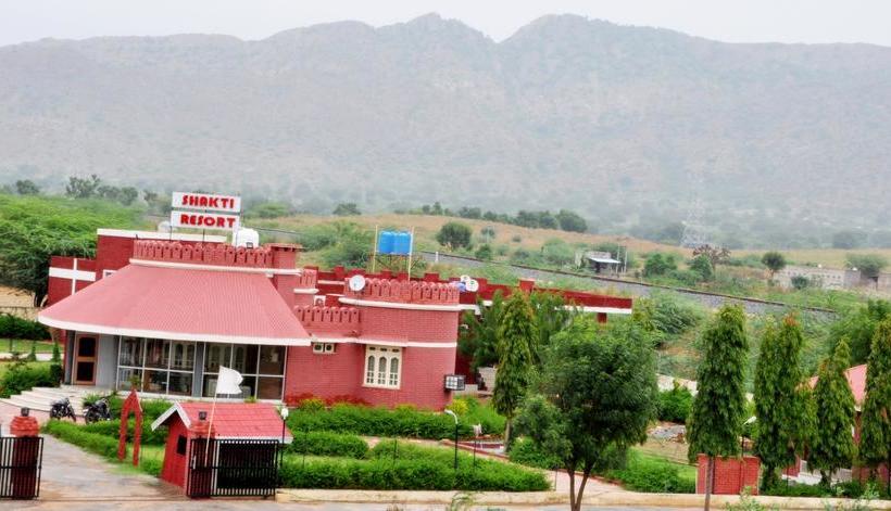 Comfy Shakti Resort Pushkar 9