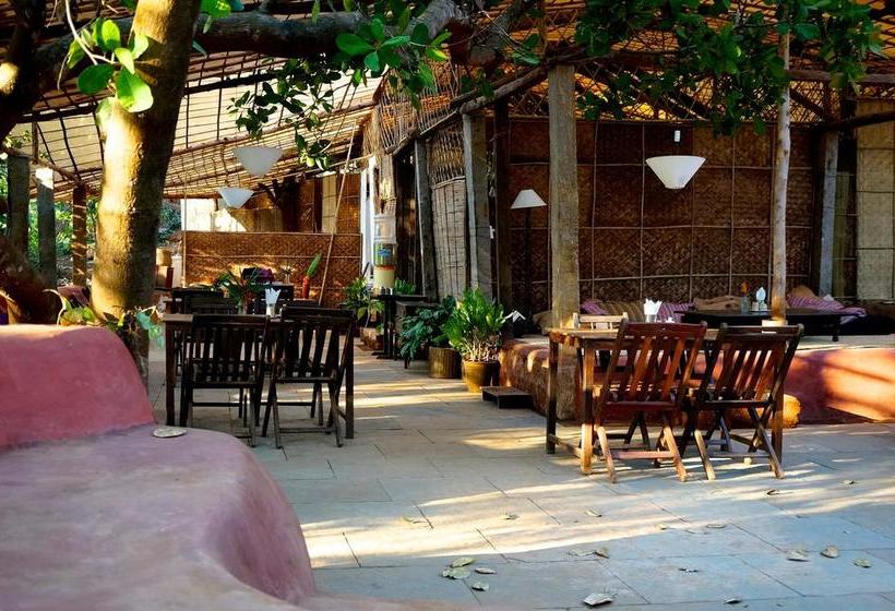 Resort Khaama Kethna Retreat Centre 11