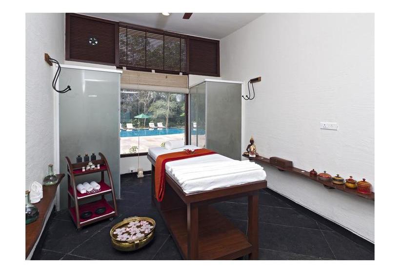 Resort Jehan Numa Retreat Club & Spa 4