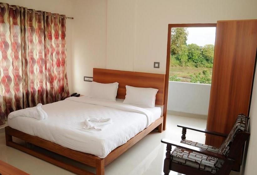 Hotel Atithi Comforts 11