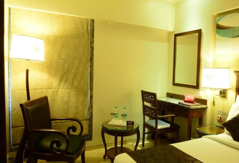 Hotel Oyo Premium Nh 8 Dahisar Mumbai 18