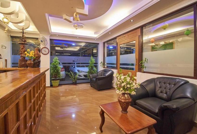 Hotel Lakeshore Inn 1