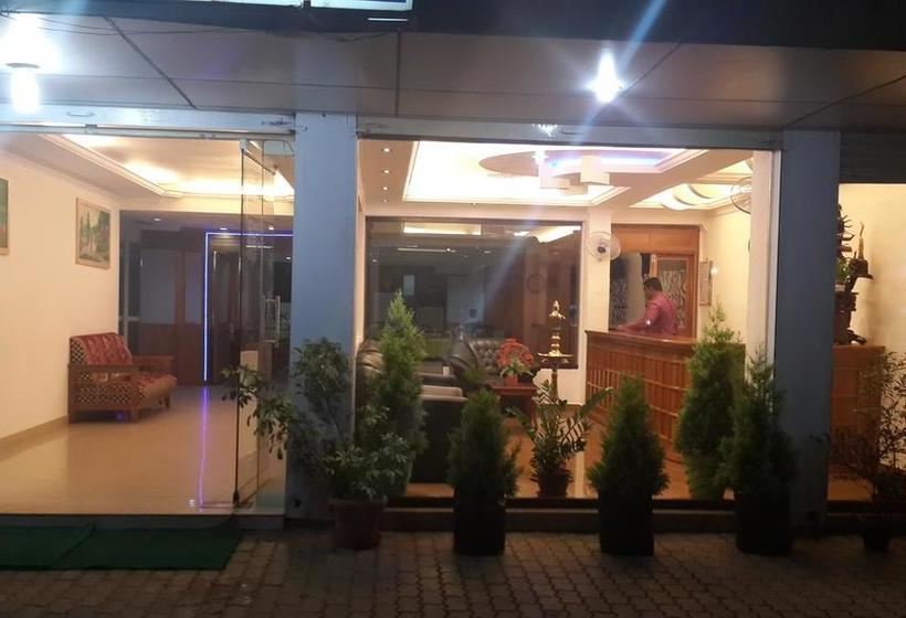 Hotel Lakeshore Inn 8