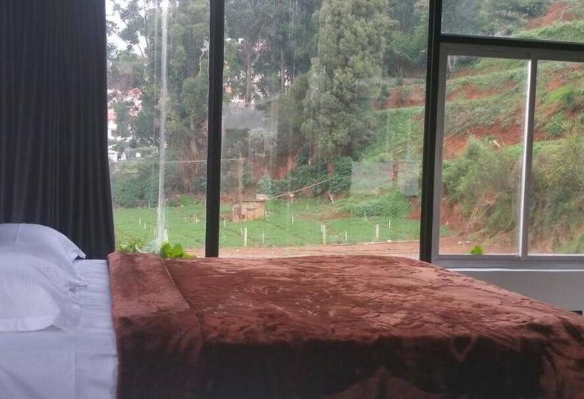 Resort Country Tavern 11